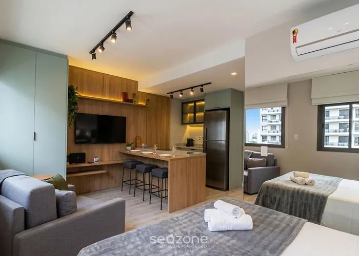 Apartamento Em Cond. C/ Piscina E Vista Cid. Mcp0708 *